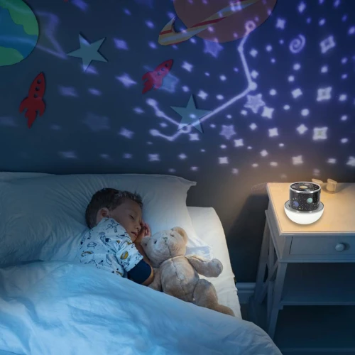lampka-nocna-projektor-gwiazd-led-usb-obrotowy-6-motywow-pilot-renifer-176406