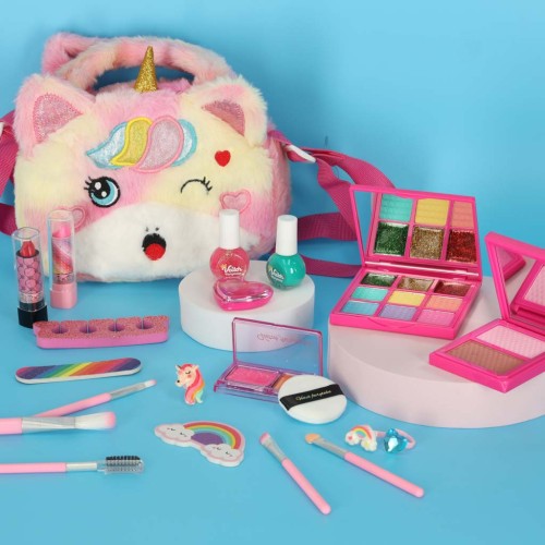 kosmetyki-do-makijazu-make-up-lakiery-torebka-zestaw-21-elementow-173785