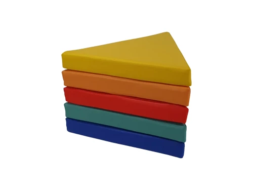 zestaw-klockow-piankowych-poduszki-trojkatne-5-szt.webp