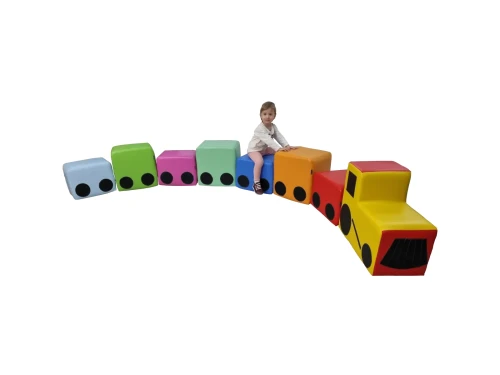 kolorowy-pociag-8-elementow-zestaw-ksztaltek-rehabilitacyjnych (2).webp