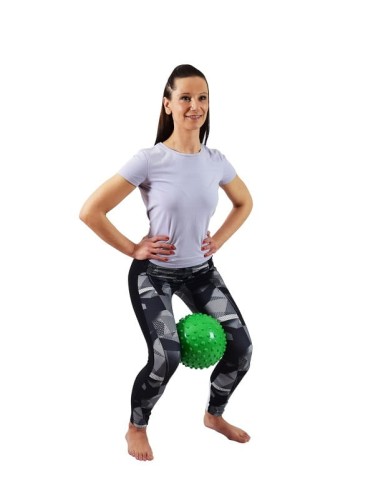 gymnic-aku-ball-pilka-sensoryczna-z-wypustkami-9.jpg