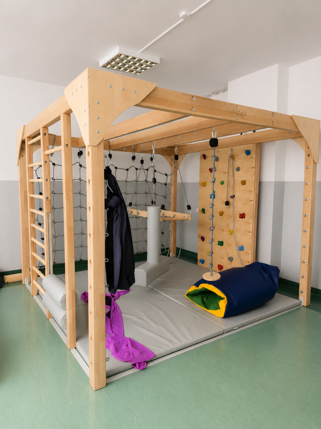 Sala integracji sensorycznej w szkole – realizacja SIMEDICA